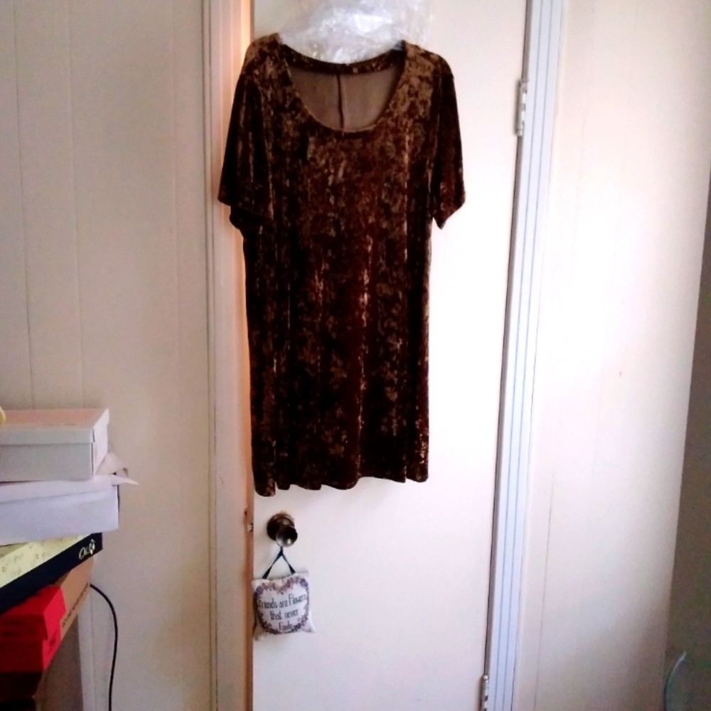 Women's dress